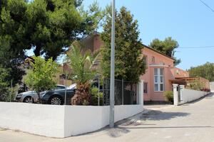 Apartmani s parkingom Mavarštica, Čiovo - 11208