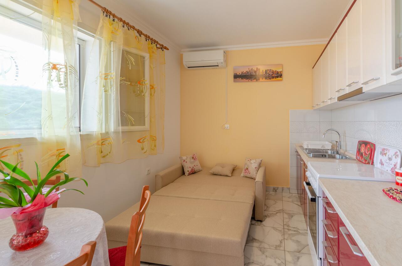 A-11216-c - Alloggi privati - Appartamenti con parcheggio Zavalatica, Curzola - Korčula