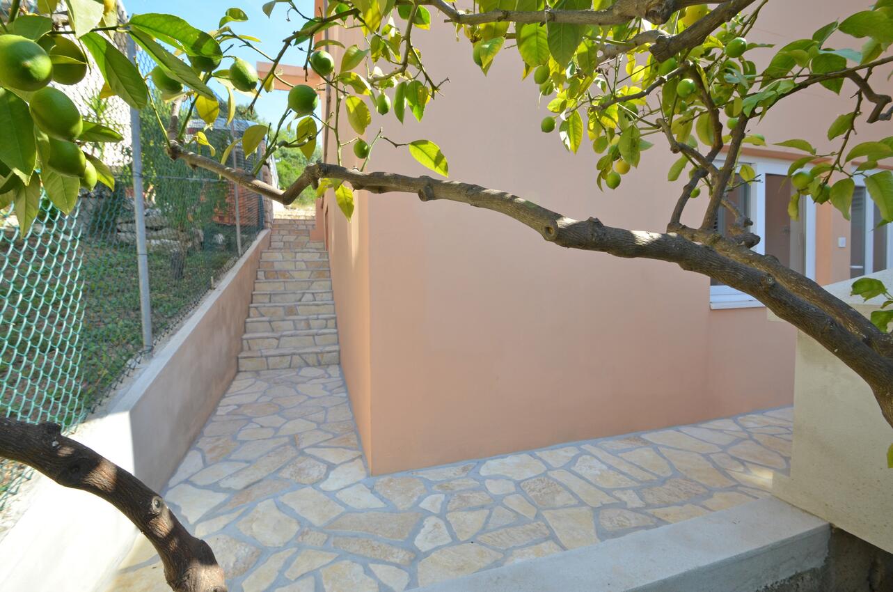 Giardino - Appartamenti con parcheggio Zavalatica, Curzola - Korčula