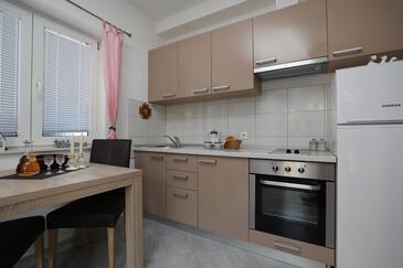 Apartamentos junto al mar Sucuraj, Hvar - 11228