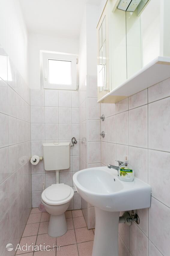 A-11232-a - Private accommodation - Family friendly apartments with a swimming pool Bušinci, Čiovo