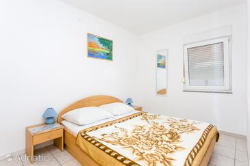Family-friendly apartments with swimming pool Bušinci, Čiovo - 11232