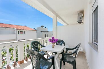 Family-friendly apartments with swimming pool Bušinci, Čiovo - 11232