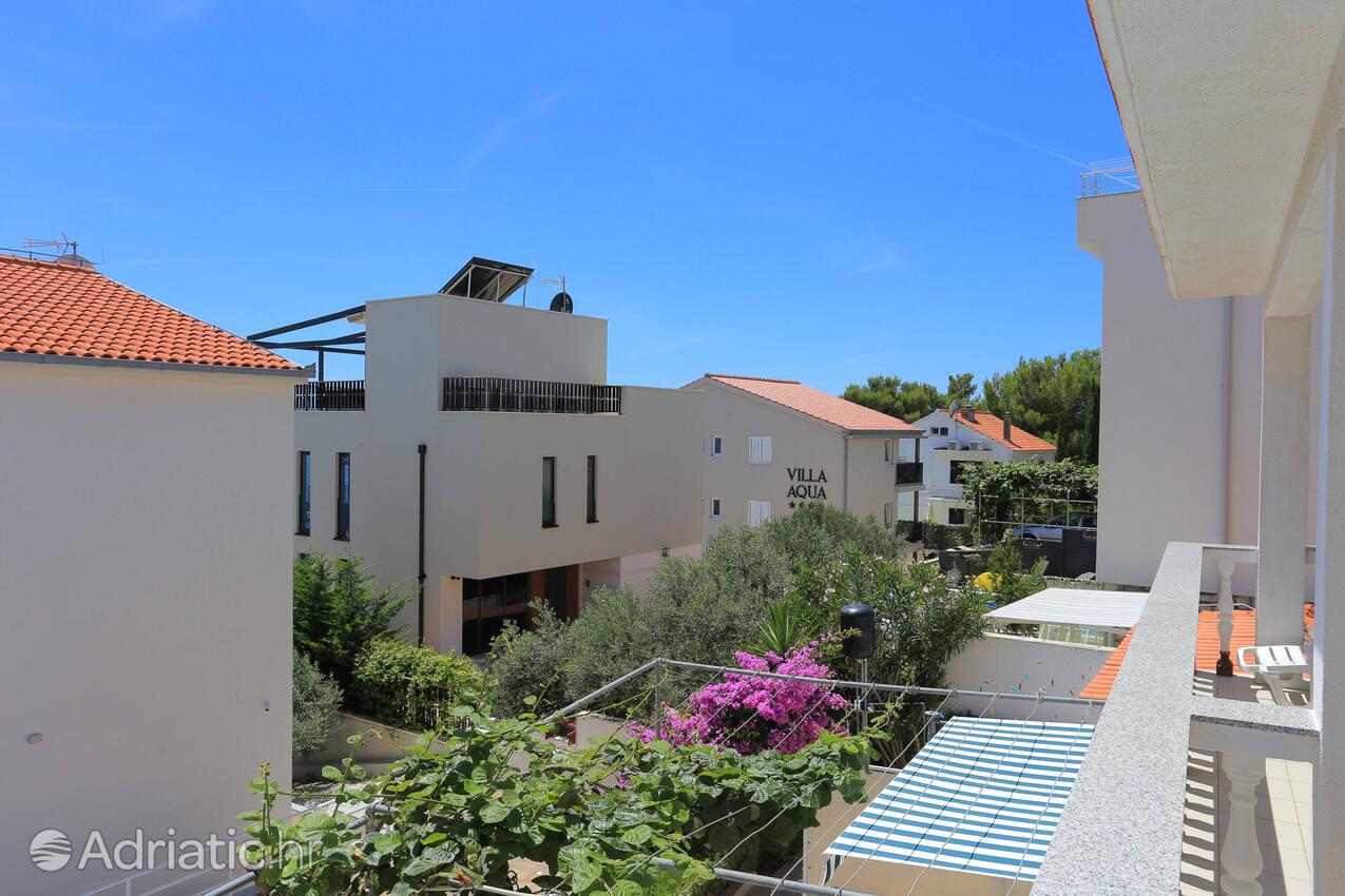 A-11232-b - Private accommodation - Family friendly apartments with a swimming pool Bušinci, Čiovo