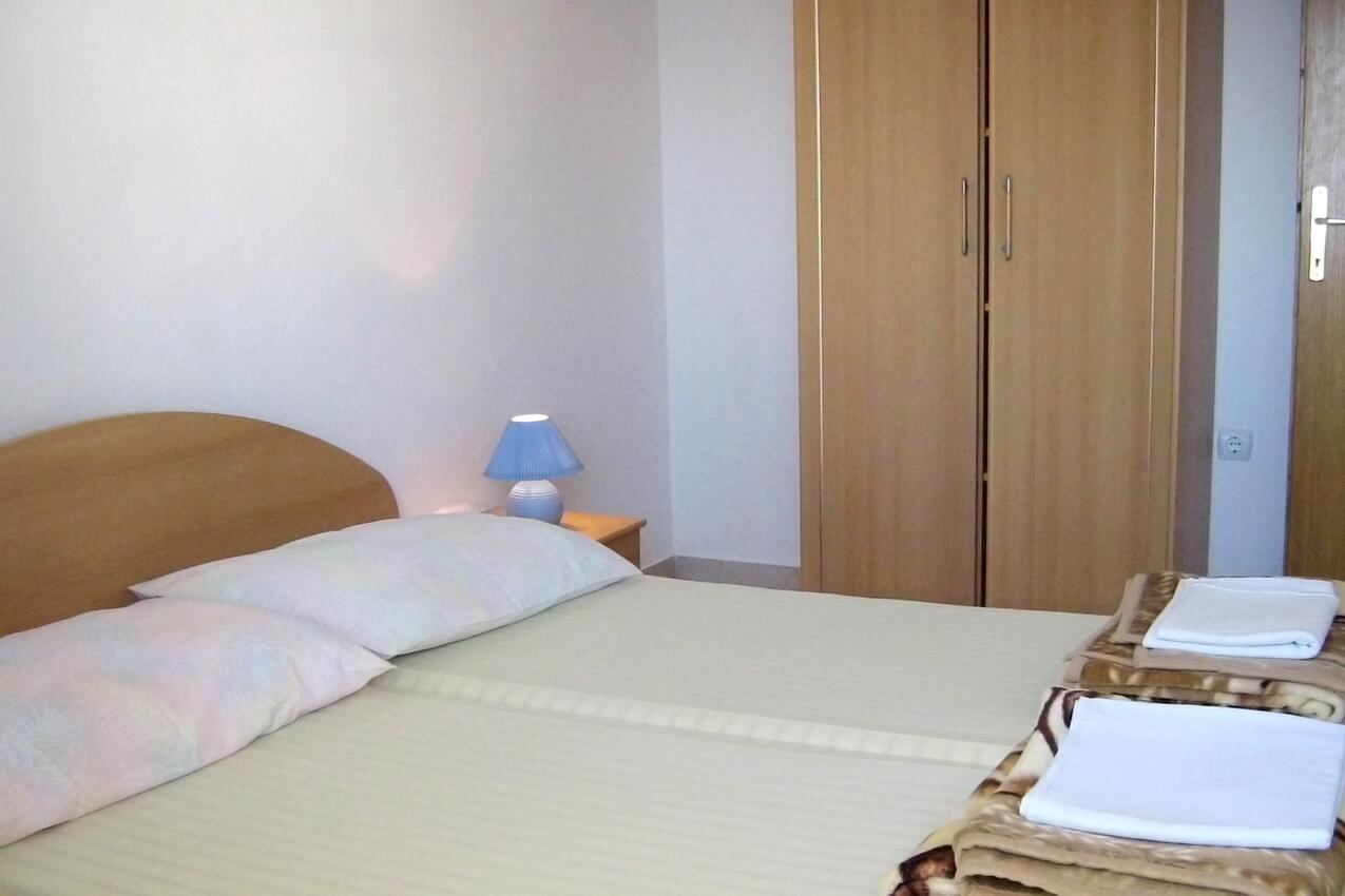 A-11232-c - Private accommodation - Family friendly apartments with a swimming pool Bušinci, Čiovo