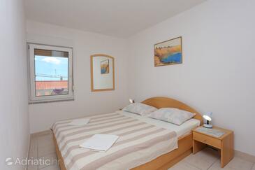 Family-friendly apartments with swimming pool Bušinci, Čiovo - 11232