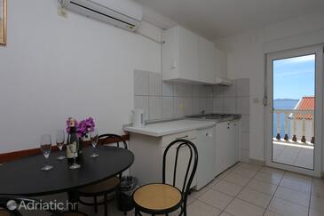 Family-friendly apartments with swimming pool Bušinci, Čiovo - 11232