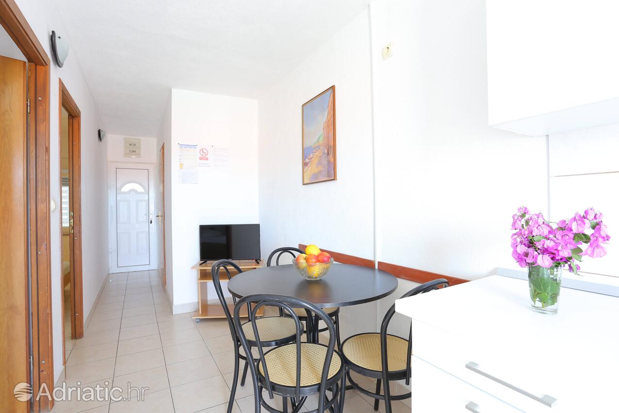 A-11232-e - Private accommodation - Family friendly apartments with a swimming pool Bušinci, Čiovo