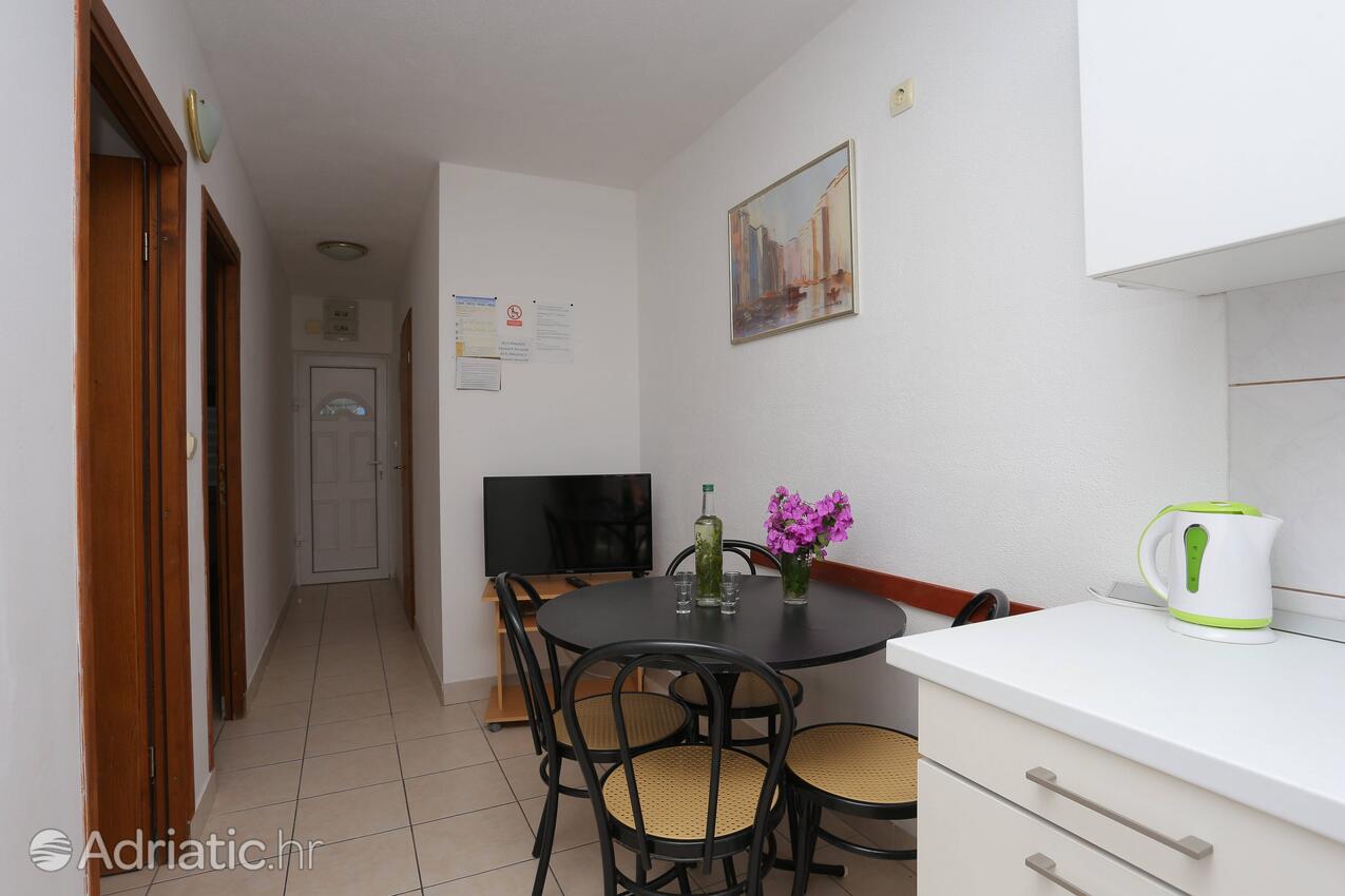 A-11232-f - Private accommodation - Family friendly apartments with a swimming pool Bušinci, Čiovo
