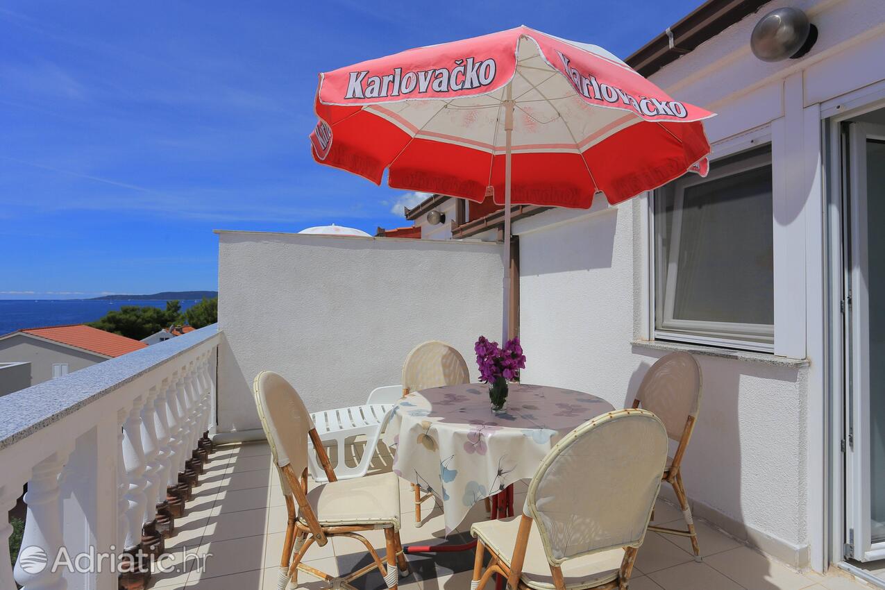 A-11232-g - Private accommodation - Family friendly apartments with a swimming pool Bušinci, Čiovo