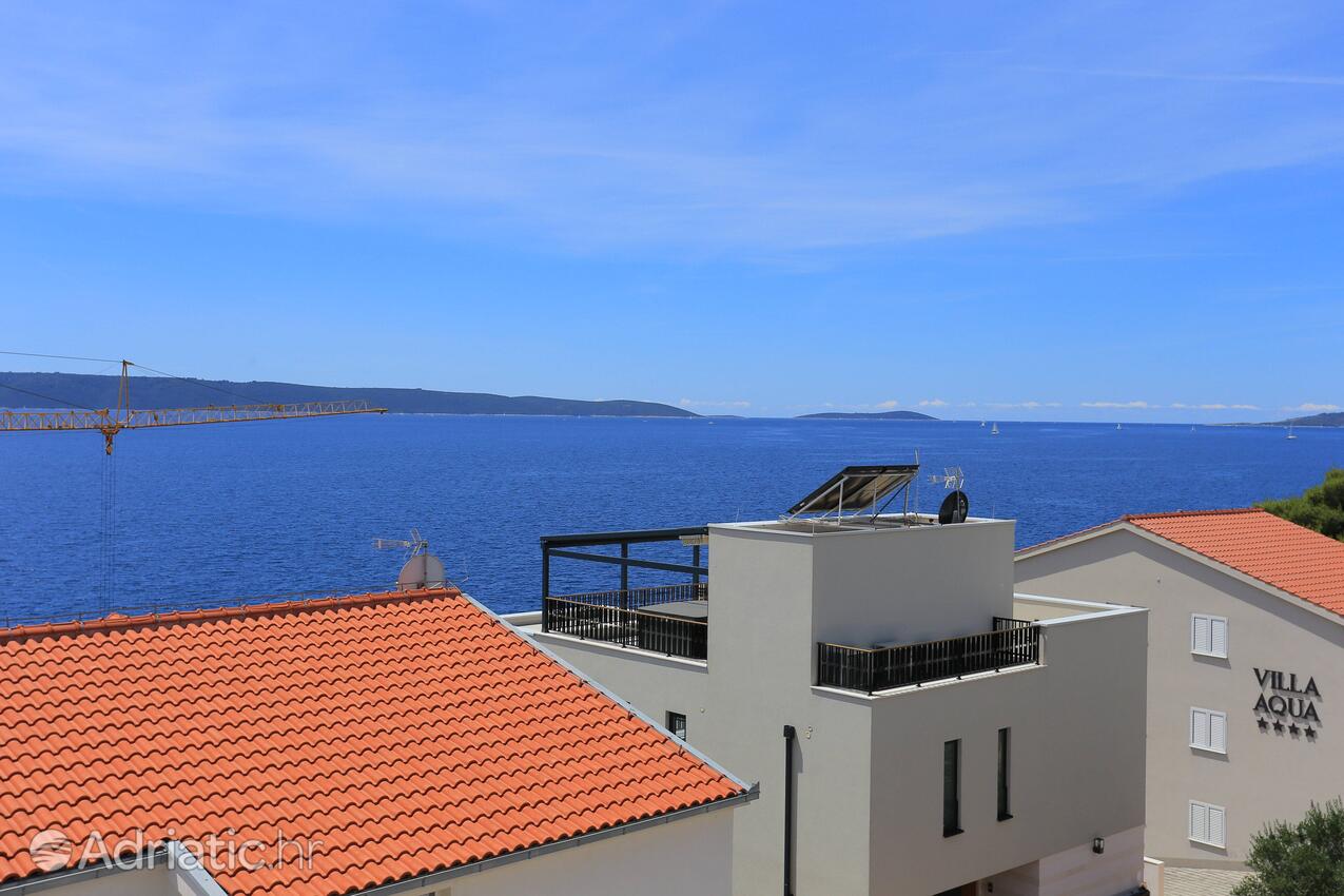 A-11232-g - Private accommodation - Family friendly apartments with a swimming pool Bušinci, Čiovo
