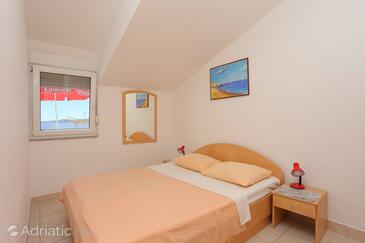 Family-friendly apartments with swimming pool Bušinci, Čiovo - 11232