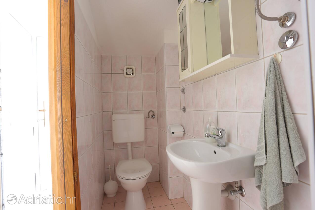 A-11232-i - Private accommodation - Family friendly apartments with a swimming pool Bušinci, Čiovo