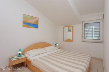 Family-friendly apartments with swimming pool Bušinci, Čiovo - 11232