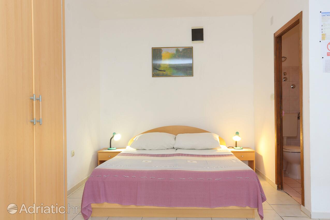 AS-11232-b - Private accommodation - Family friendly apartments with a swimming pool Bušinci, Čiovo