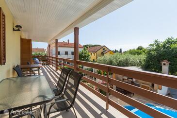 Appartamenti con piscina per famiglie Novigrad - 11242