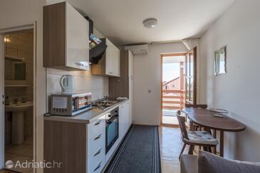 Family-friendly apartments with swimming pool Novigrad - 11242