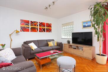 Apartments and rooms by the sea Arbanija, Čiovo - 1125