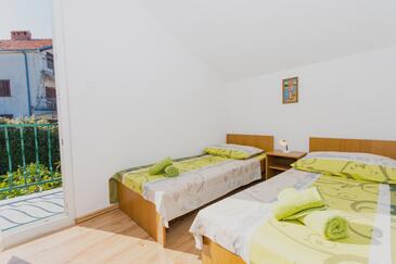 Apartmanok a tenger mellett Slatine, Ciovo - 1126