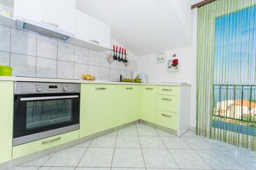 Apartmanok a tenger mellett Slatine, Ciovo - 1126