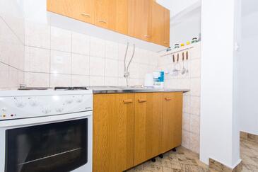 Apartments by the sea Slatine, Čiovo - 1126