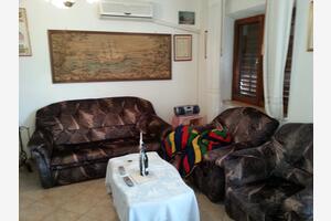 2-Zimmer-Ferienwohnung Martinscica, Cres (A-11279-b(