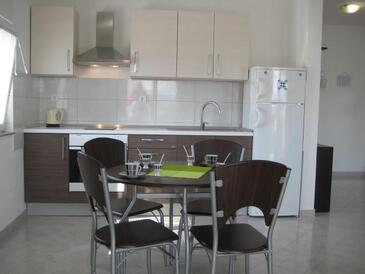 Apartmanok parkolóhellyel Jezera, Murter - 11304