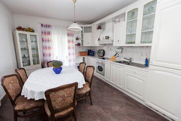 Apartamentos con parking Crikvenica - 11307