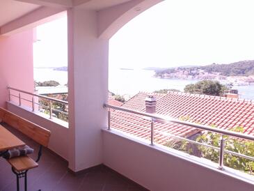 Apartments with balcony Tisno, North Dalmatia