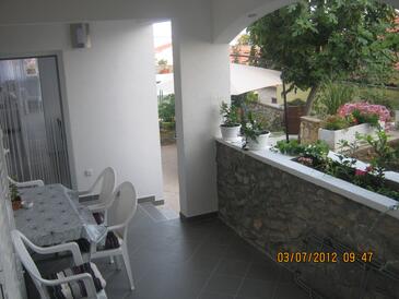 Apartments with balcony Tisno, North Dalmatia