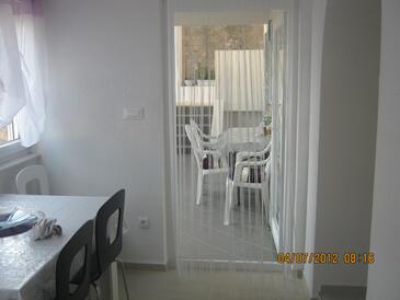 Apartments with balcony Tisno, North Dalmatia