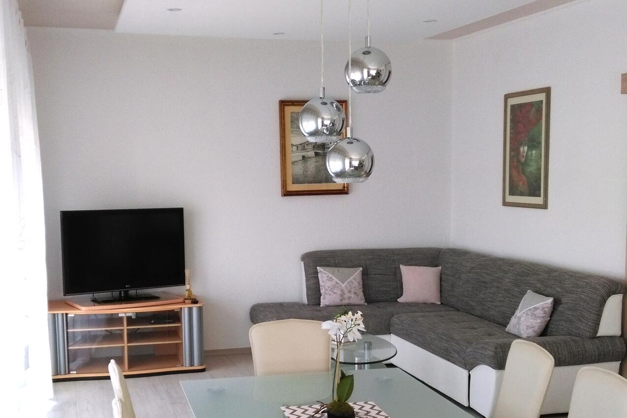 Apartment - A-11313-c