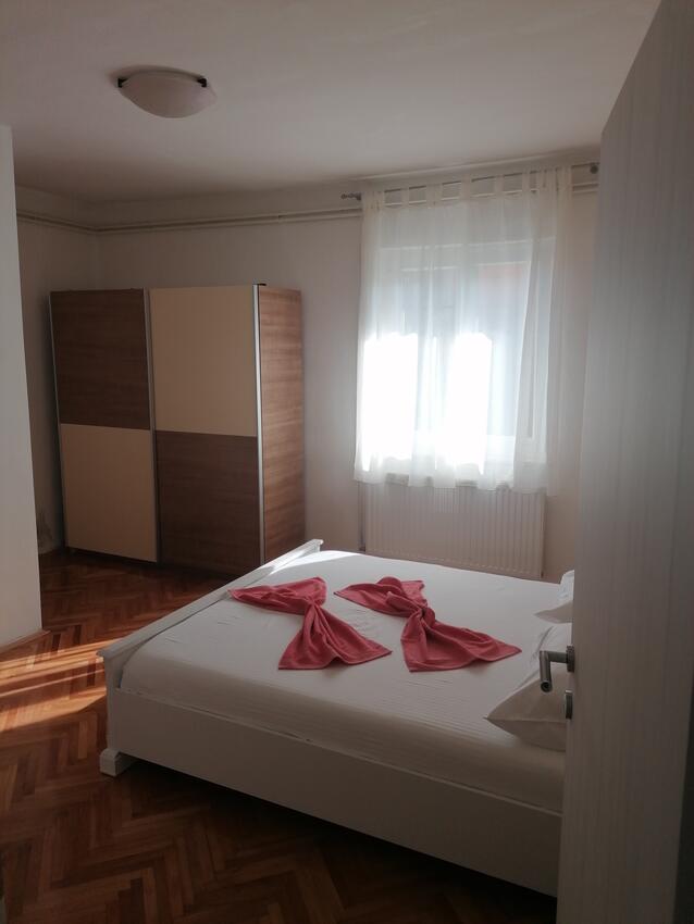 A-11321-a - Private accommodation - Apartments by the sea Arbanija, Čiovo