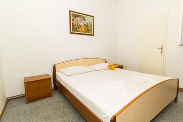 Ferienwohnungen mit Parkplatz Biograd na Moru, Biograd - 11327