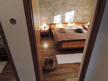 Family friendly house with a swimming pool Gluići, Krka - 11337