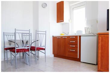 Apartments by the sea Ražanj, Rogoznica - 11347