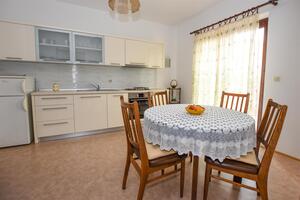 Two bedroom apartment Pag (A-11358-c)