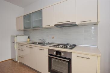 Apartamentos con parking Pag - 11358