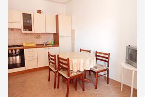 Two bedroom apartment Pag (A-11358-e)