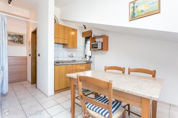 Seaside apartments with a swimming pool Okrug Gornji, Čiovo - 11374