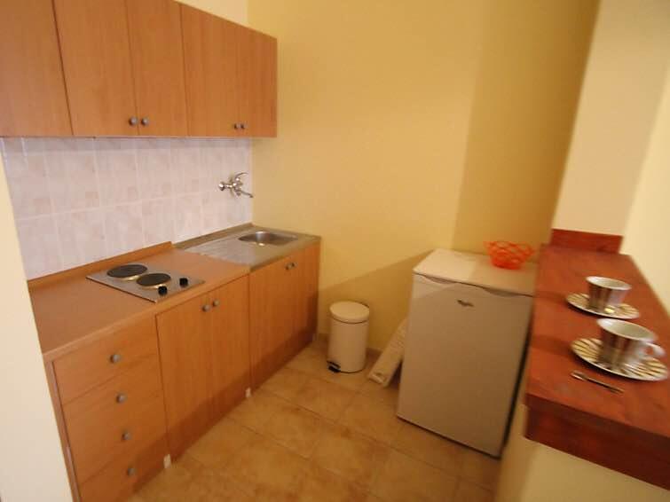 Apartments with parking space Banjol, Rab - 11381