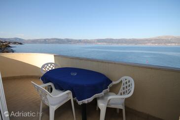 Apartments by the sea Slatine, Čiovo - 1139