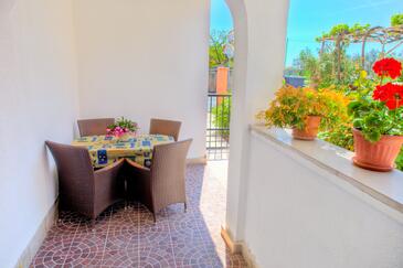 Holiday house with a swimming pool Fažana - 11396