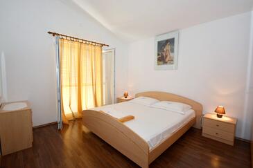 Ferienwohnungen am Meer Suhi Potok, Omis - 11401