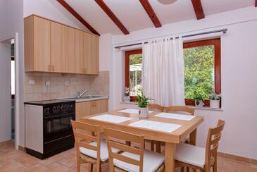 Apartments with parking space Hvar - 11427