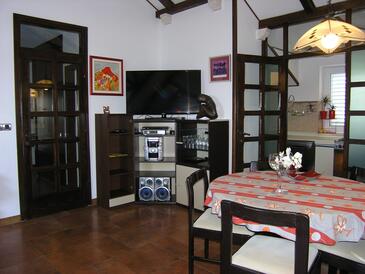 Apartments with WiFi Postira, Brač - 11428