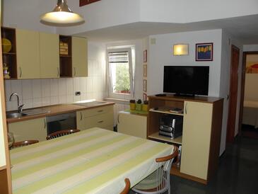 Apartments with WiFi Postira, Brač - 11428