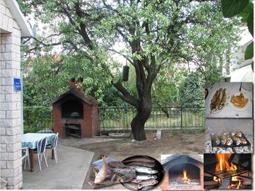 Apartments with parking space Poljica, Trogir - 11454