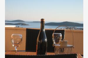 Enosobni apartma Dvornica, Rogoznica (A-11470-a(