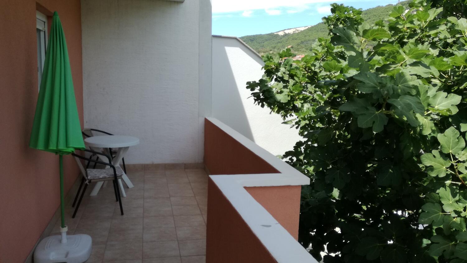 Appartamenti con parcheggio Barbat, Arbe - Rab - 11472